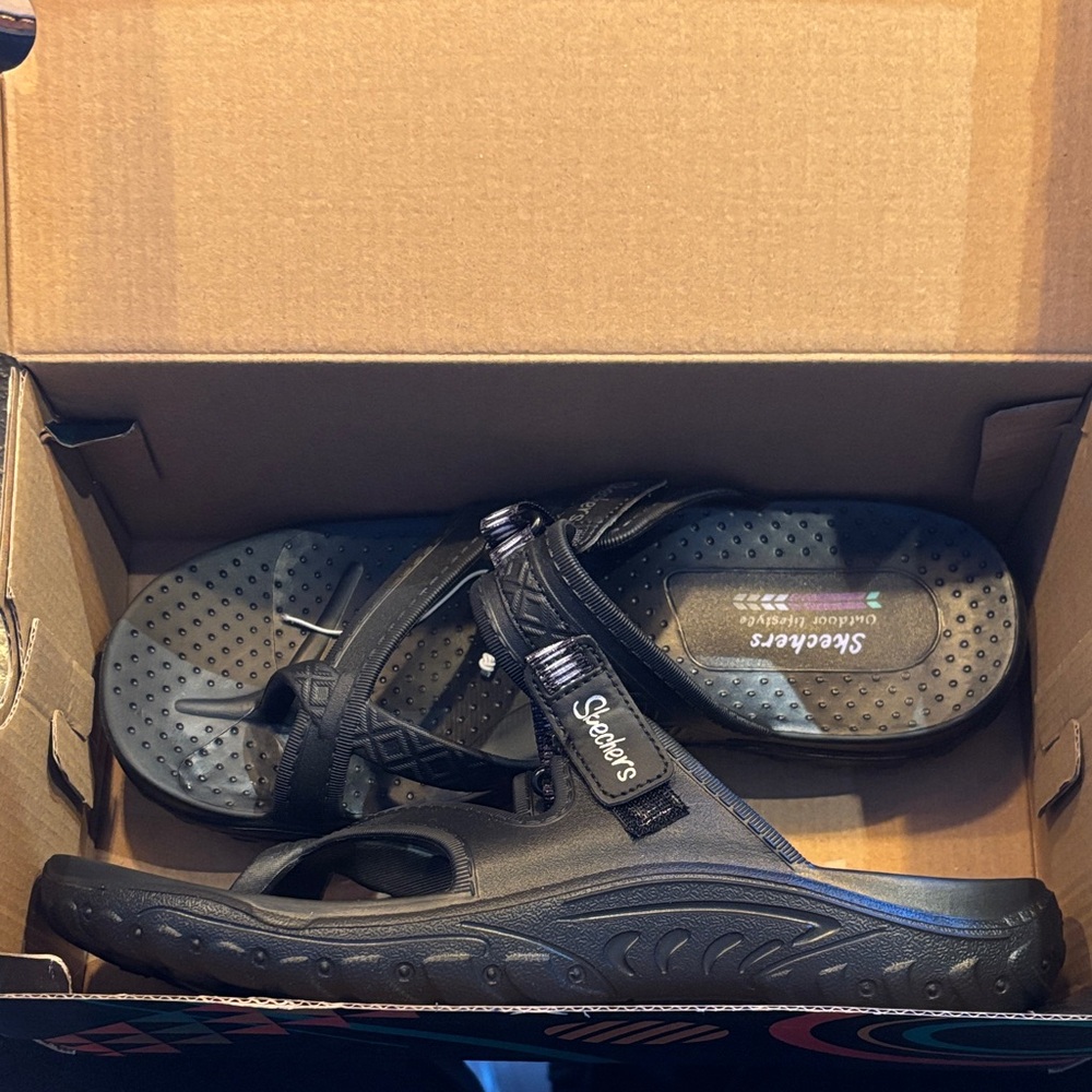 Skechers Black Open-Toe Sandals